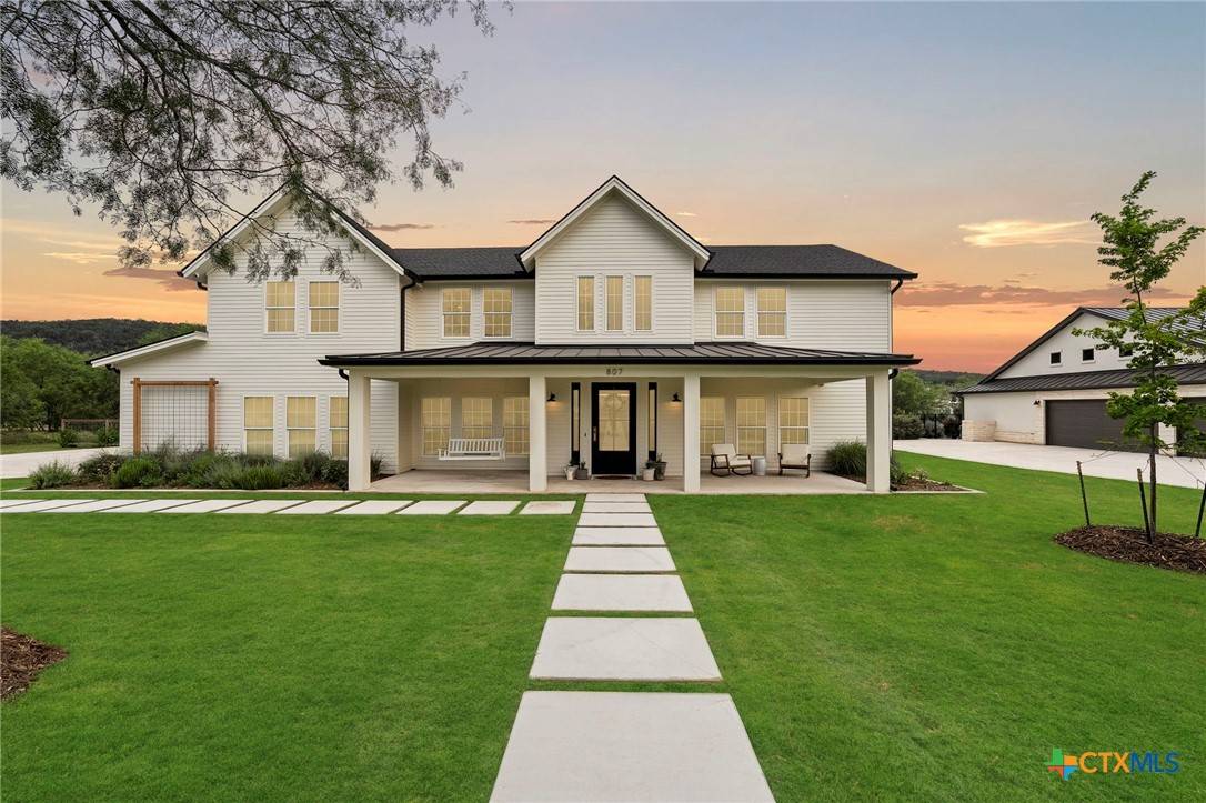 807 Wade RD, New Braunfels, TX 78132