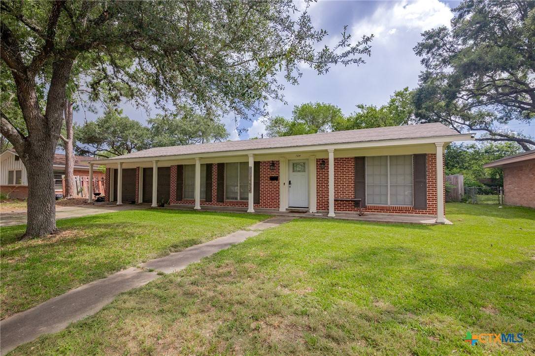 104 Scarborough DR, Victoria, TX 77901