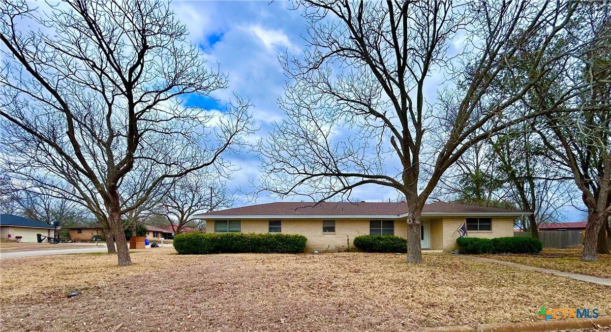 205 S College ST, Troy, TX 76579