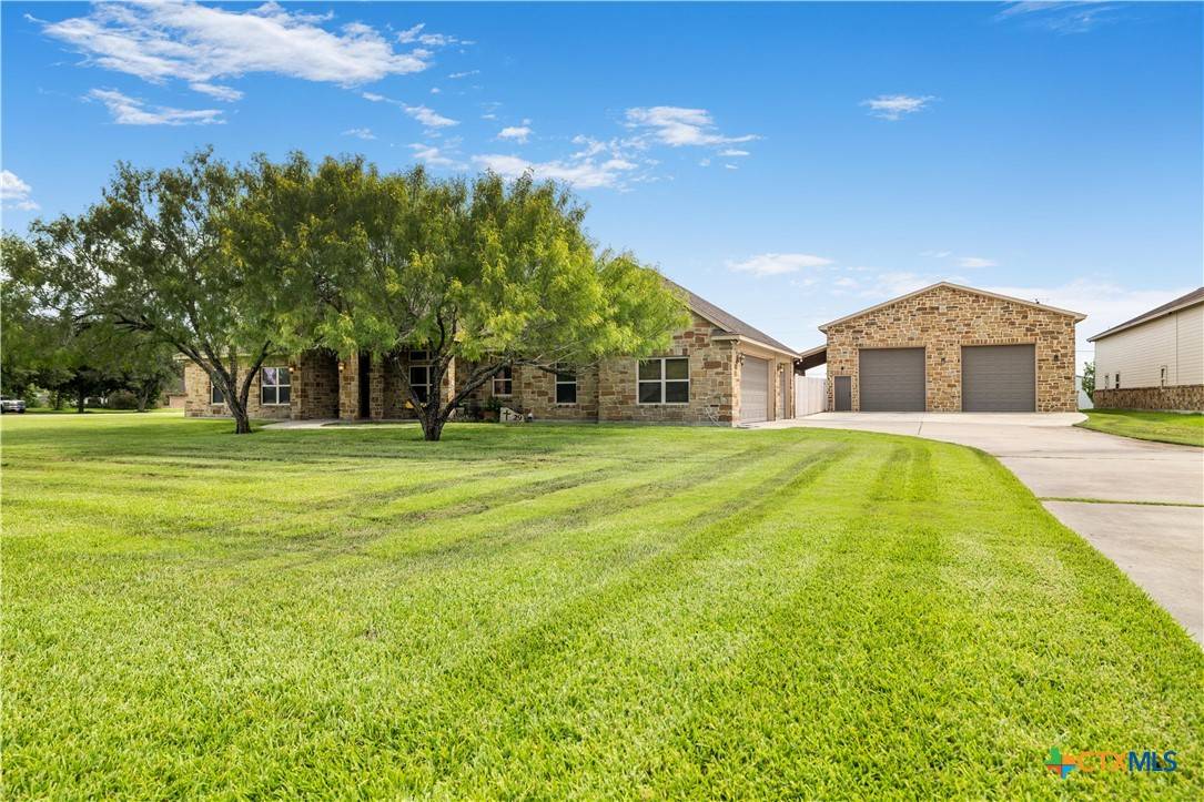 29 Brook View, Victoria, TX 77904