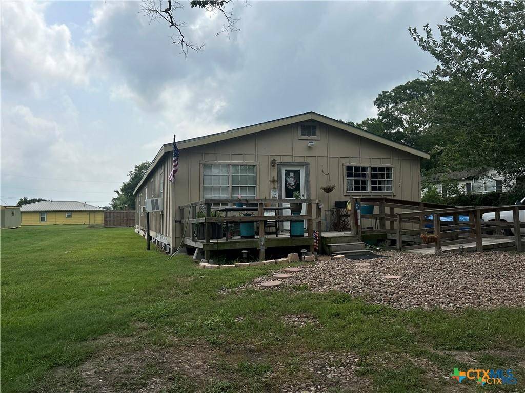 233 Indiana ST, Bloomington, TX 77951