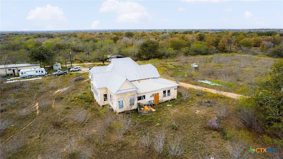 Luling, TX 78648,2124 Bugtussle LN