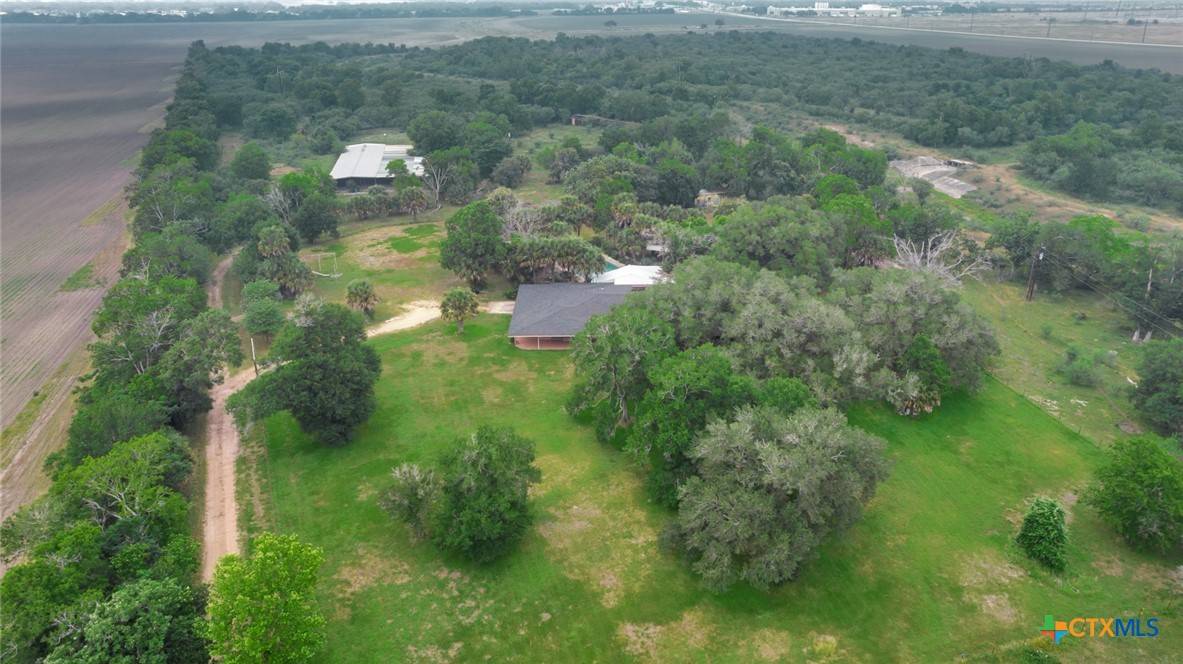 5510 Lone Tree RD, Victoria, TX 77901
