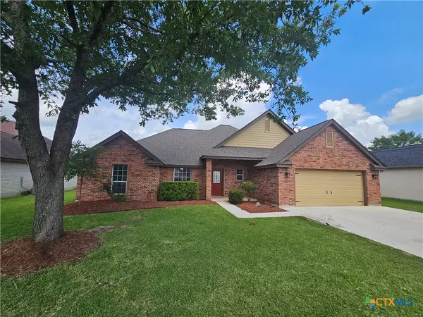 Seguin, TX 78155,632 Garnet