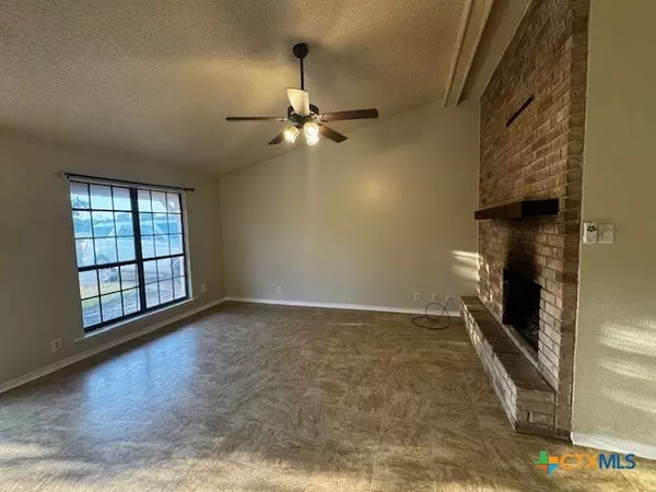 Belton, TX 76513,5 Spruce DR