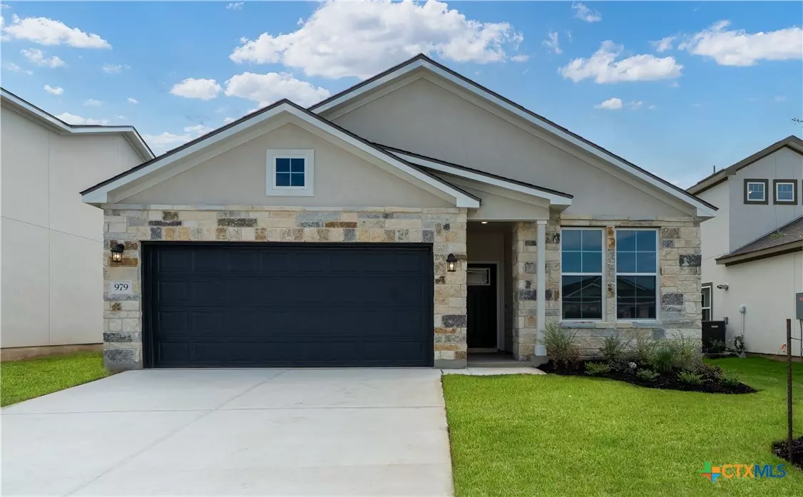 New Braunfels, TX 78130,979 Manger Lane