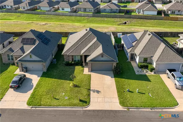 4124 Riata Ranch RD, Waco, TX 76705