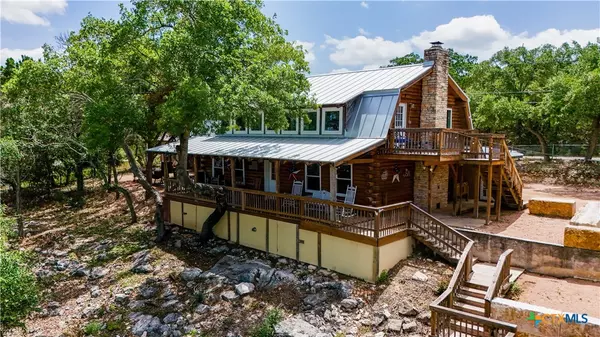 205 Bravo RD, Canyon Lake, TX 78133