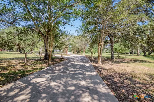 Edna, TX 77957,2018 County Road 125