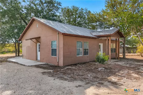 Seguin, TX 78155,245 Muehl RD