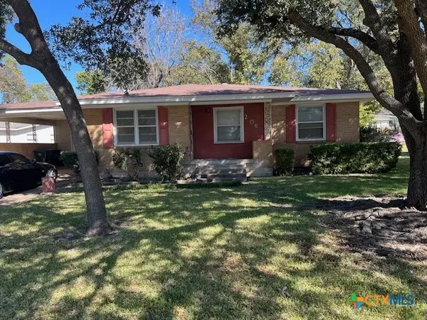 206 W Young, Temple, TX 76501