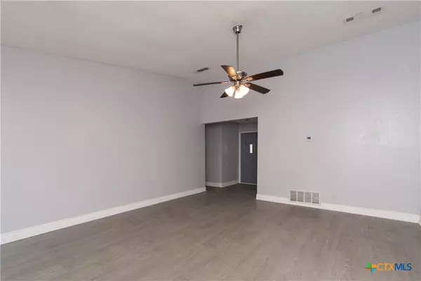 Killeen, TX 76549,1801 Farhills DR