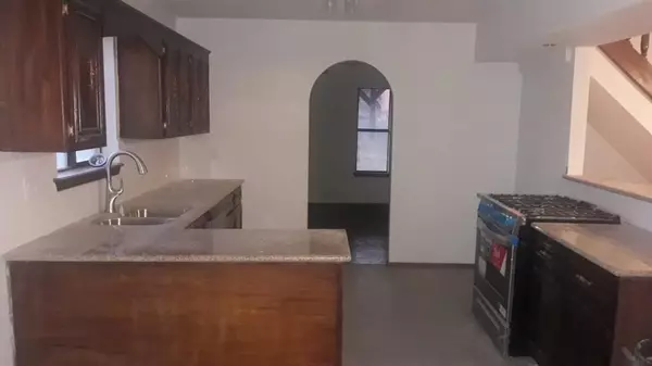 El Paso, TX 79912,729 VILLA FLORES