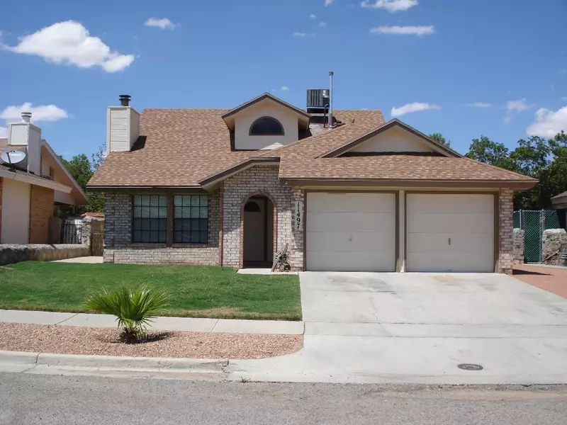 11497 LONE WOLF CIR, El Paso, TX 79936