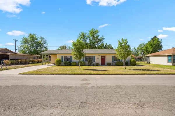 120 BROWN ST, Clint, TX 79836