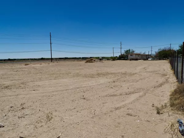 San Elizario, TX 79849,1295 Presidio ST