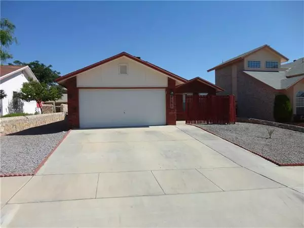 4561 Loma Colorada CT, El Paso, TX 79934