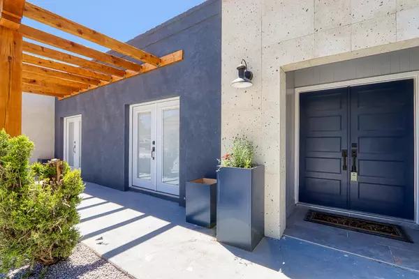 El Paso, TX 79912,321 BARBAREE DR