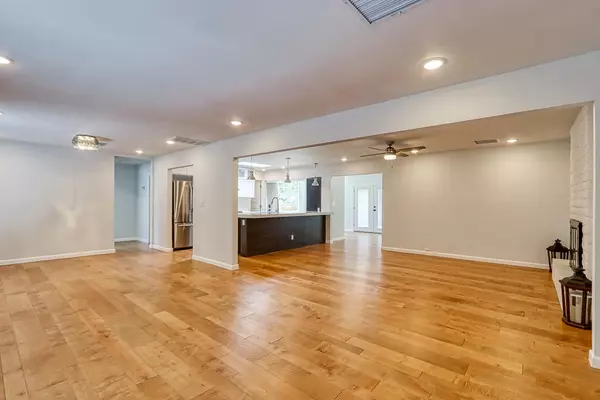 El Paso, TX 79912,321 BARBAREE DR