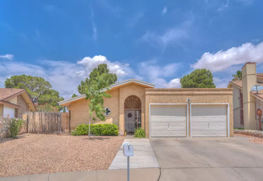 2229 Seagull DR, El Paso, TX 79936