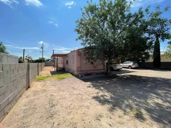 Horizon City, TX 79928,650 Uranio PL