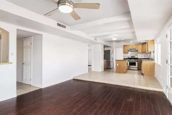 El Paso, TX 79912,6637 MARIPOSA DR