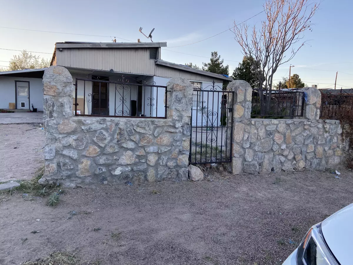 Sunland Park, NM 88063,216 Linda Vista DR