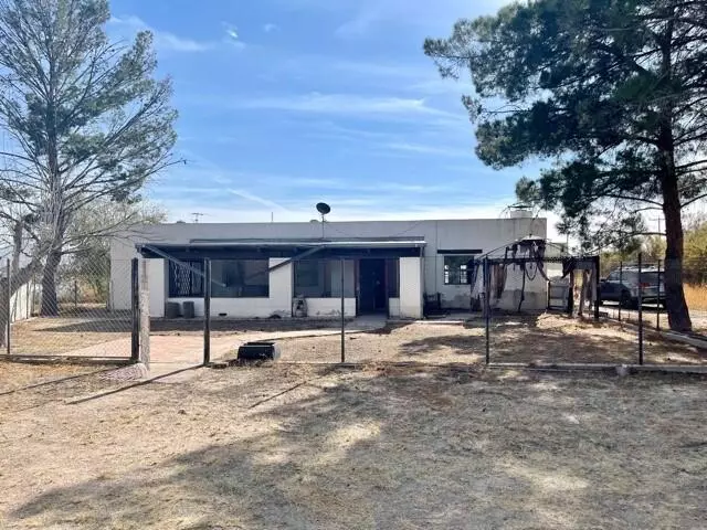 Anthony, NM 88021,421 LIPPS RD