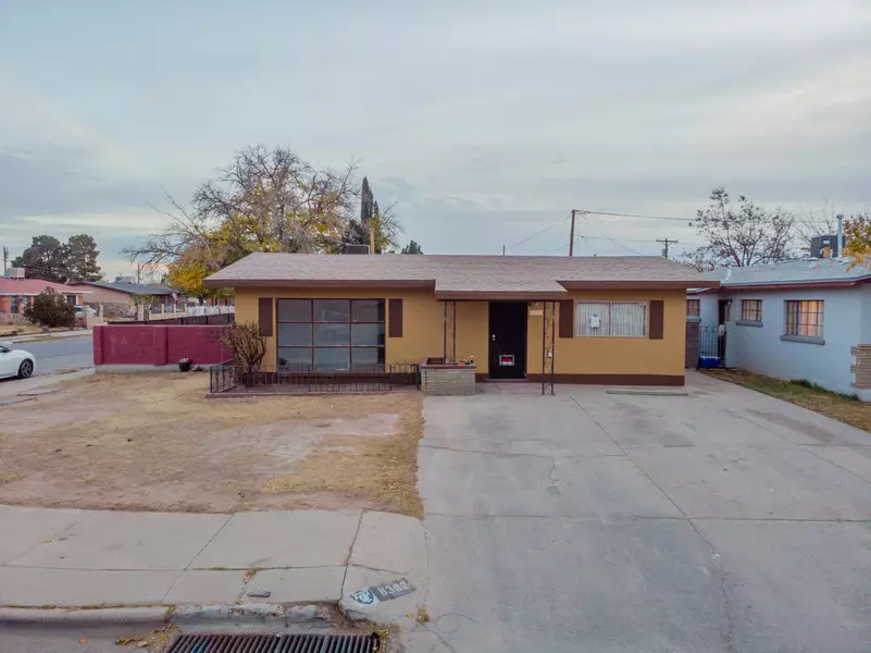 8382 PARK HAVEN AVE, El Paso, TX 79907