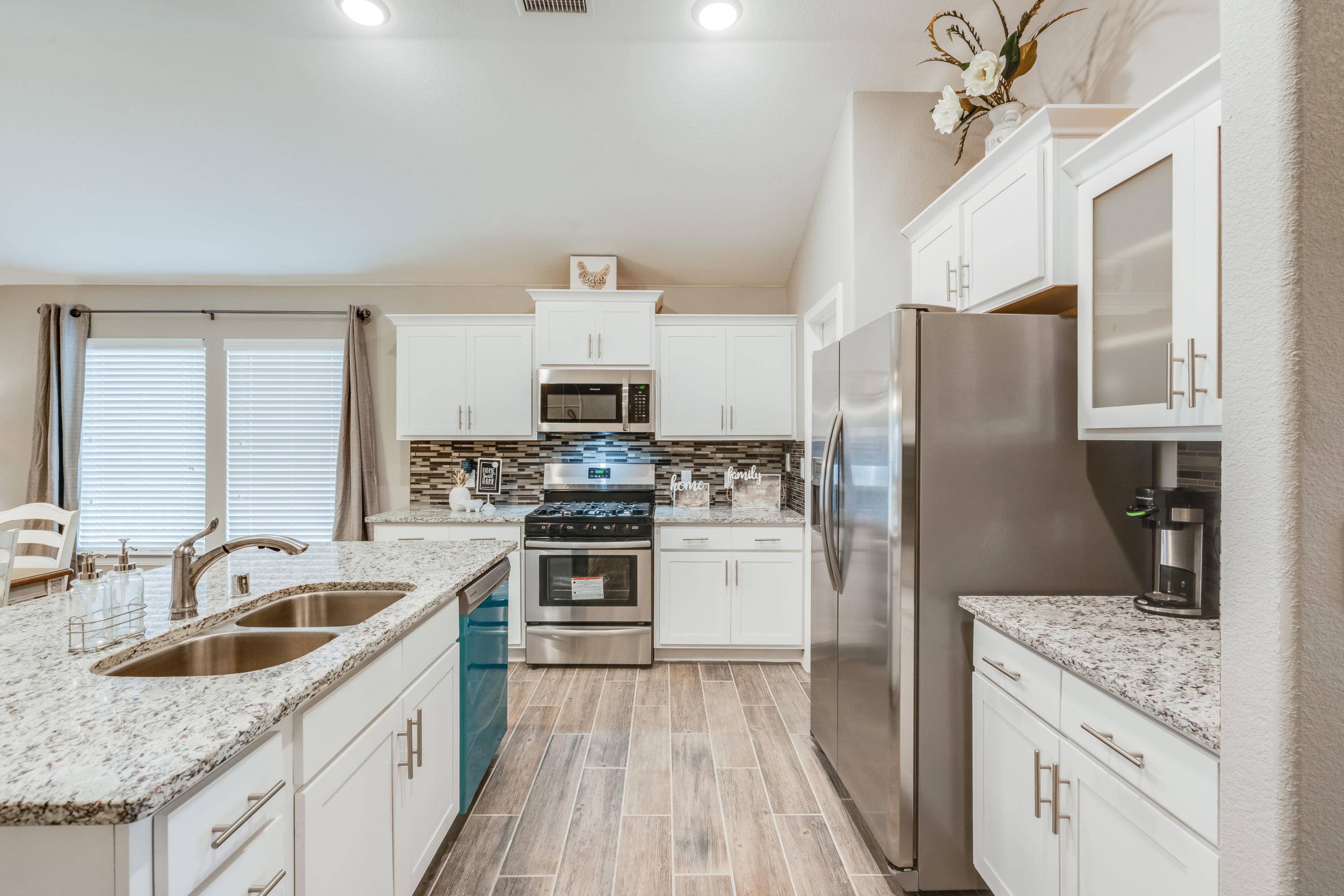 El Paso, TX 79928,257 Penbridge PL