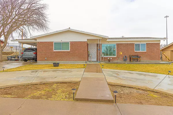 4219 TITANIC AVE, El Paso, TX 79904