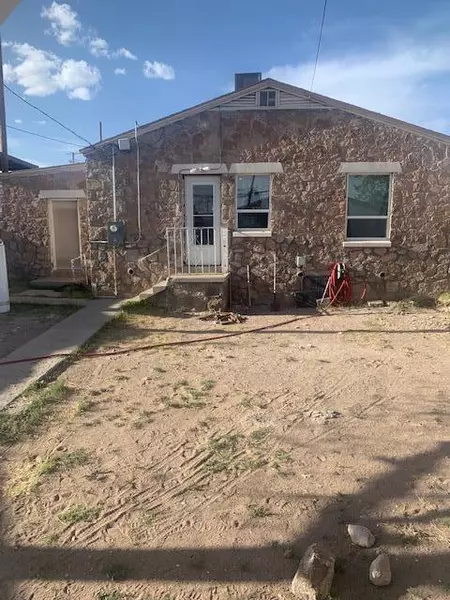 2906 Sacramento AVE, El Paso, TX 79930