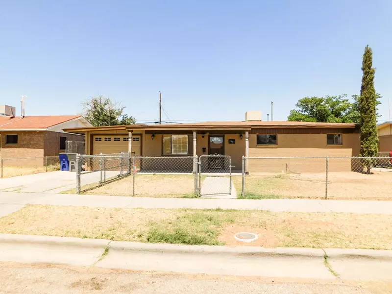 5657 Arrowhead DR, El Paso, TX 79924