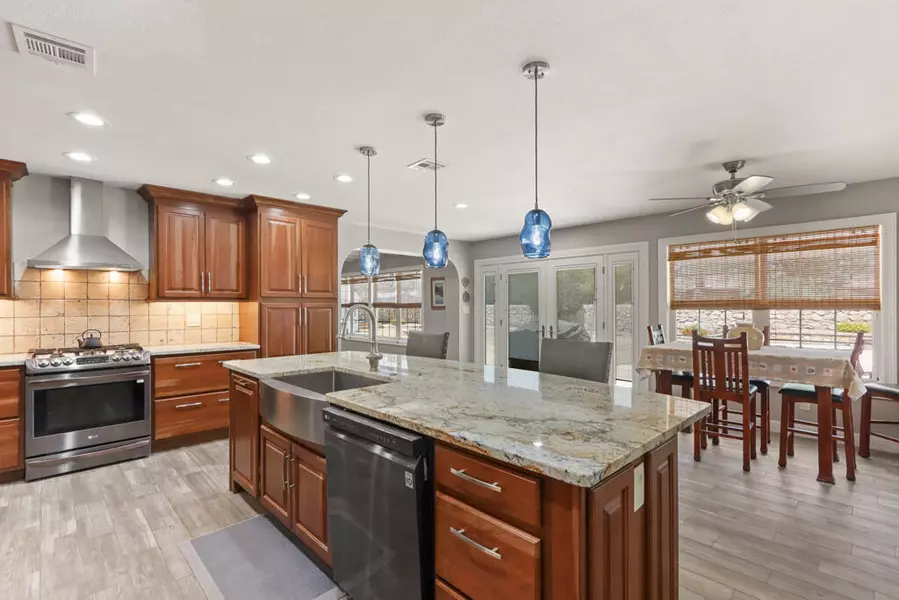 4812 COSTA DE ORO RD, El Paso, TX 79922