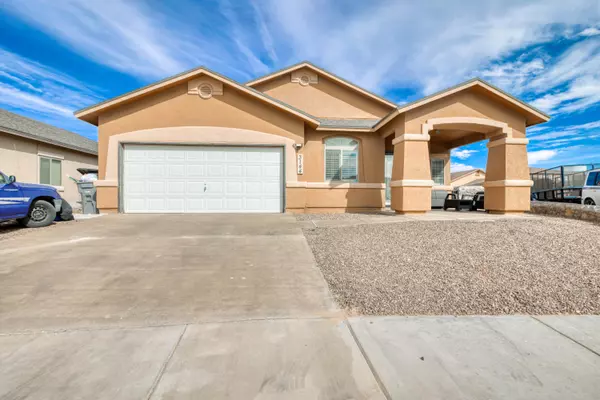 3144 Hawk Point PL, El Paso, TX 79938