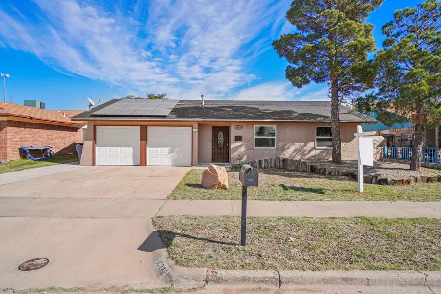 10828 Tourmaline ST, El Paso, TX 79924