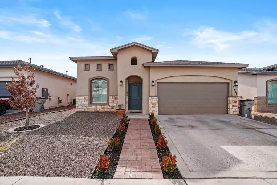 12264 Desert Snow CT, El Paso, TX 79938