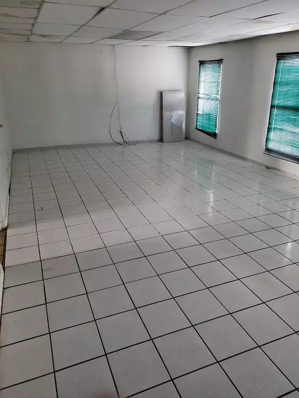 El Paso, TX 79907,8117 Valley View DR