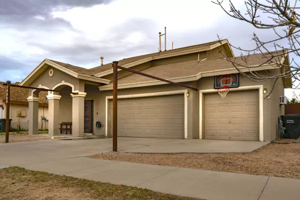 Horizon City, TX 79928,14060 Lago Seco DR