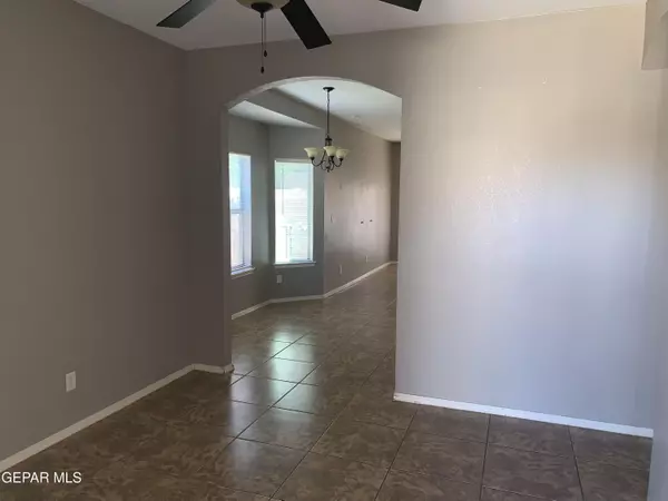 El Paso, TX 79938,14226 Bluesky Point CT