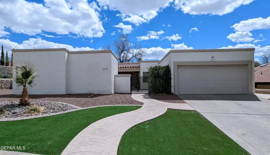 604 BLUFF CANYON CIR, El Paso, TX 79912