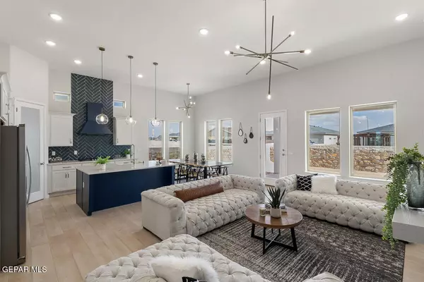 El Paso, TX 79938,2516 SAMMY CERVANTES ST