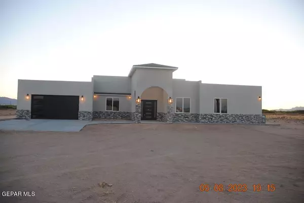 722 CHIHUAHUAN DESERT DR, Chaparral, NM 88081