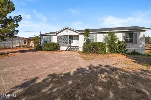 671 Golden Eagle TRL, Chaparral, NM 88081