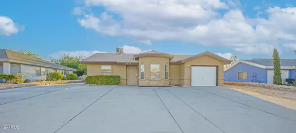 5827 SANDERLING DR, Santa Teresa, NM 88008