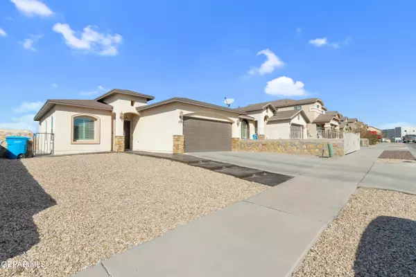 Horizon City, TX 79928,109 camino cresta PL