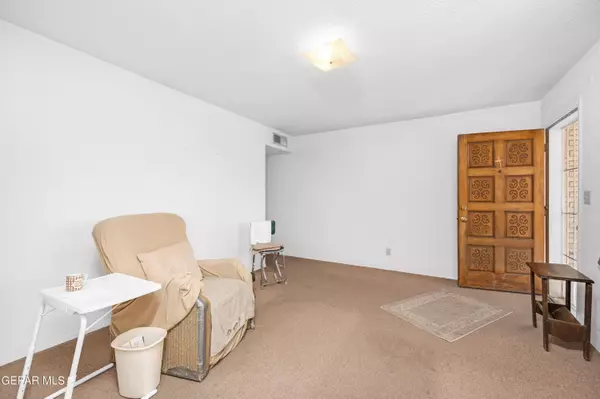 El Paso, TX 79903,4405 Cumberland AVE