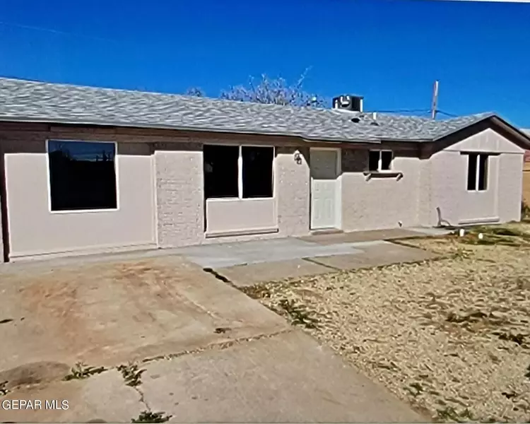 5113 Tropicana Avenue AVE, El Paso, TX 79924