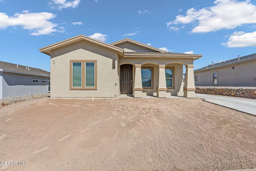 565 Osier DR, Canutillo, TX 79835