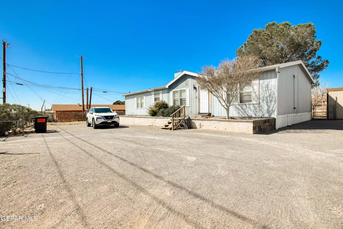 Anthony, NM 88021,446 San Andres DR